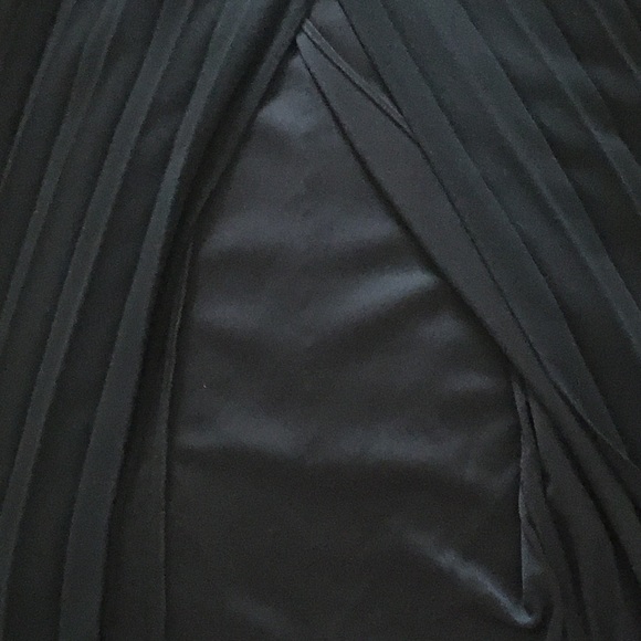 Joseph Ribkoff floor length black halter dress size 8. - Picture 2 of 12